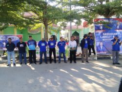 Sambut HUT ke-25, Demokrat Karimun Gelar Gerakan Indonesia ASRI di Pasar Puan Maimun