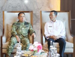 Panglima TNI Kunjungi Kepri, Amsakar Sambut di Batam Sebelum Bertolak ke Lingga