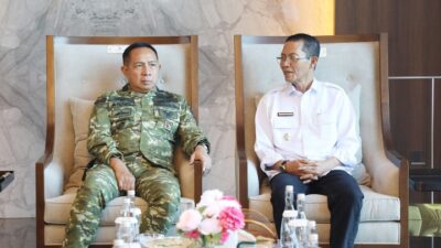 Panglima TNI Kunjungi Kepri, Amsakar Sambut di Batam Sebelum Bertolak ke Lingga