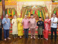 Jelang Pembangunan Museum dan Monumen Bahasa, Gubernur Ansar Ziarah ke Makam Raja Ali Haji