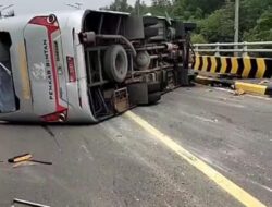 Kronologi Tabrakan Bus Pemkab Bintan dan Xpander di Jembatan Kangboy, 24 Orang Jadi Korban